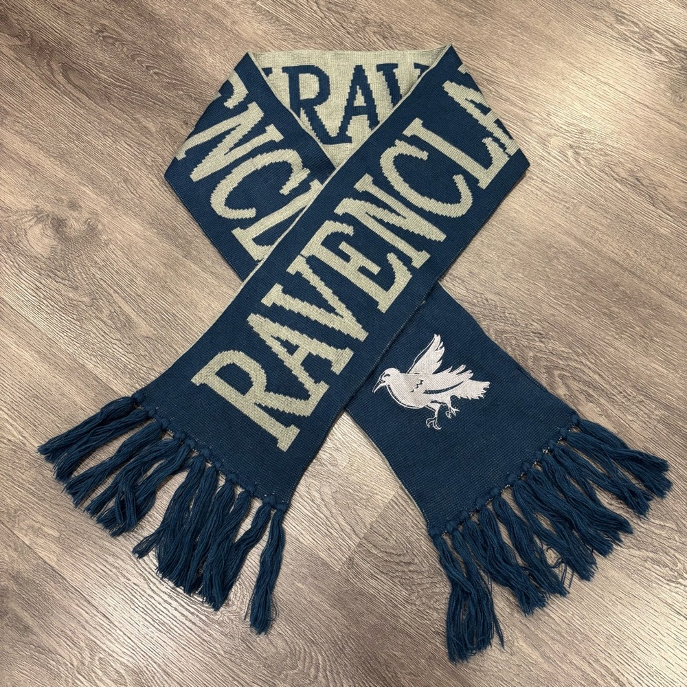 Authentic Harry Potter World Universal Ravenclaw Scarf, Unisex OS , Navy